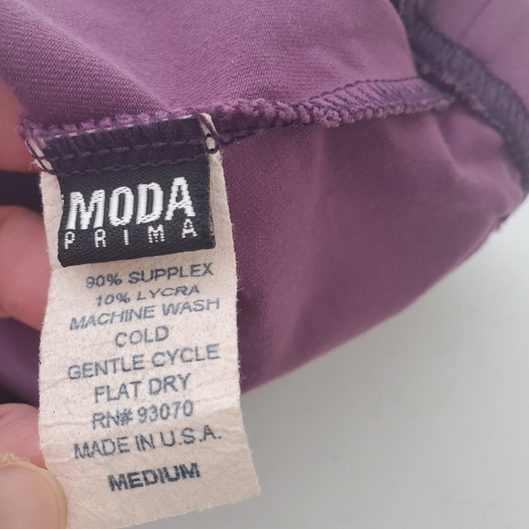 Moda Prima Crop Top - Picture 3 of 5